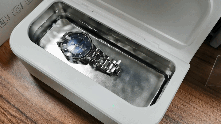 超声波能否清洗手表的相关图片